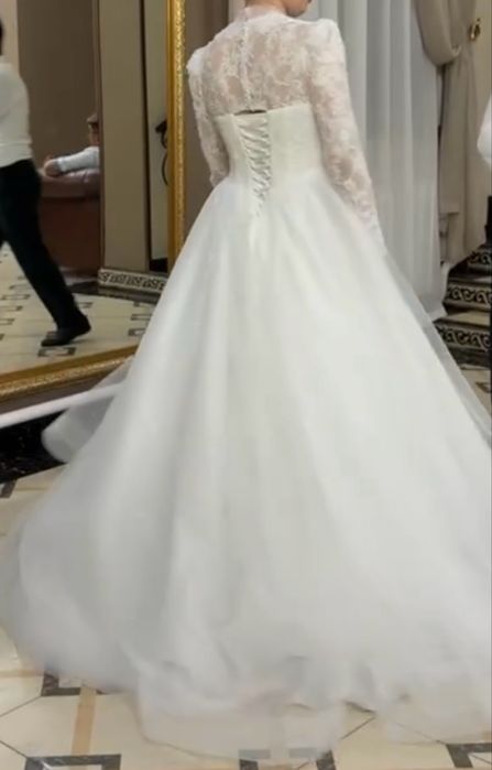 Шикарное свадебное платье