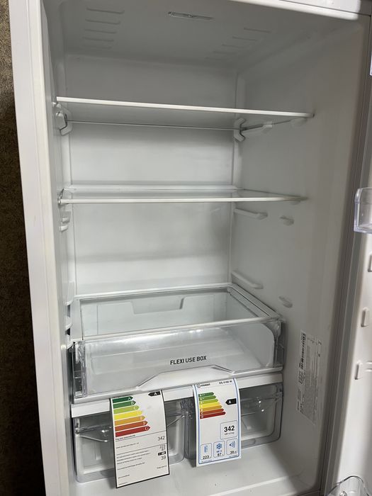 Холодильник Indesit