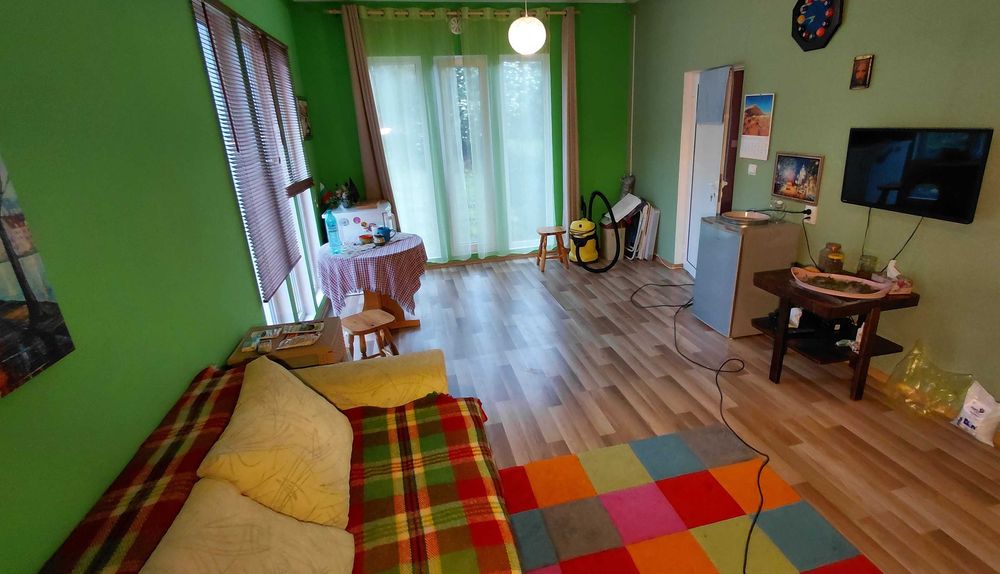 Имот с.Одринци - 2 къщи и парцел 1400 кв
