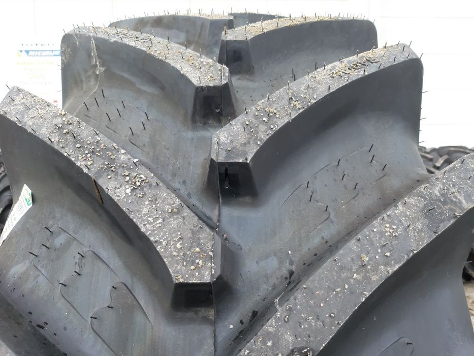 cauciucuri noi 650/75 R32 BKT AGRIMAX de COMBINA cu garantie CLASS