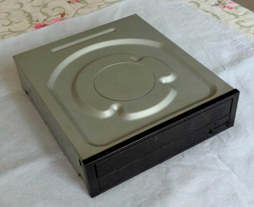Оптический привод CD DVD Sony Optiarc AD-5260S, Sata