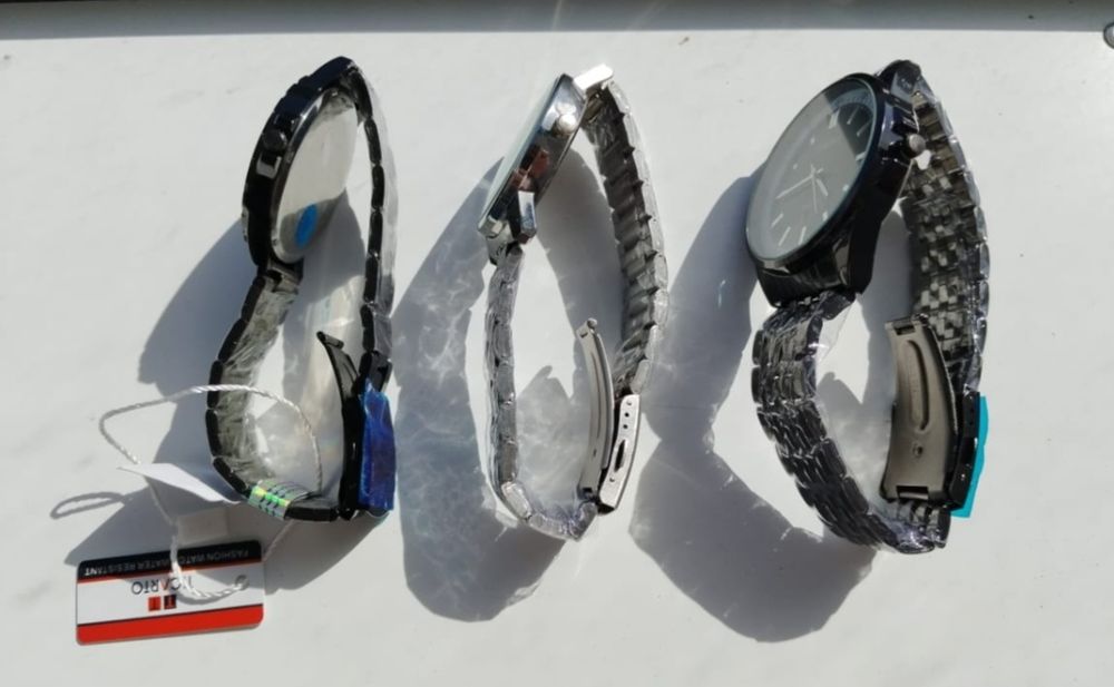 Продам часы новые.