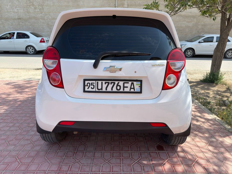 Chevrolet Spark sotiladi