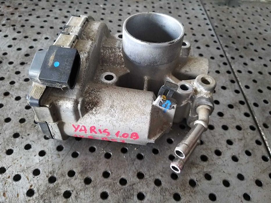 Clapeta acceleratie 1.0 b toyota yaris 2013 220300q020 0280750481