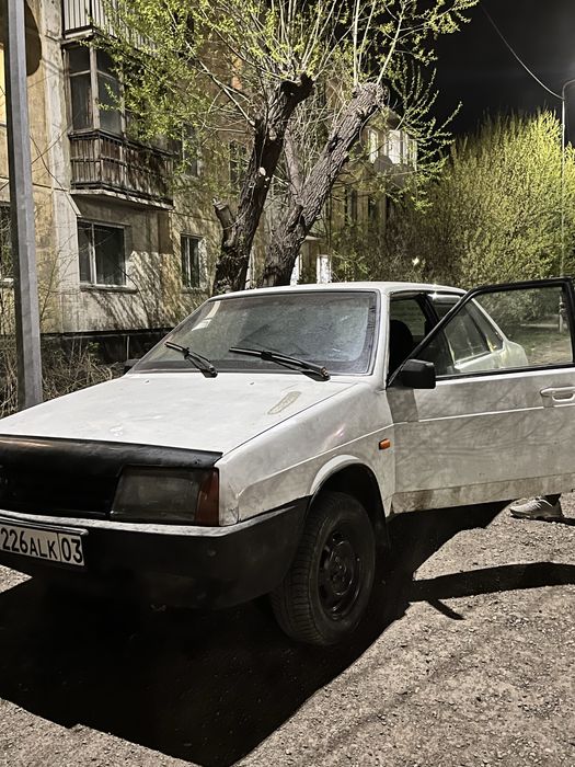 Продам ваз 21099