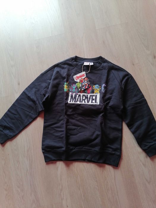 2 броя нови детски лицензирани блузки Spiderman и Marvel.