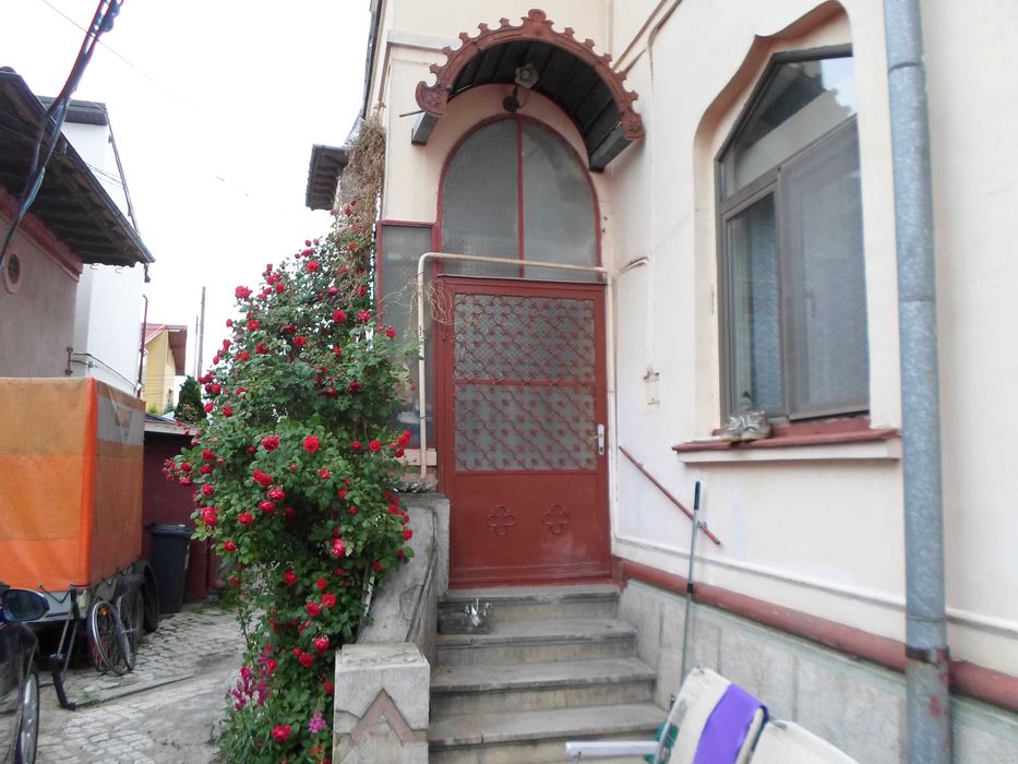 Vanzare apartament 2 camere la casa in Ploiesti, ultracentral