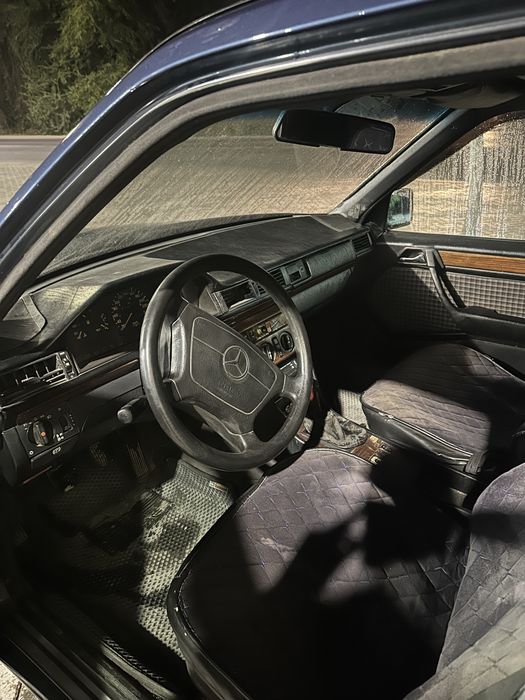 Продам мерса е280 и квадрацикл