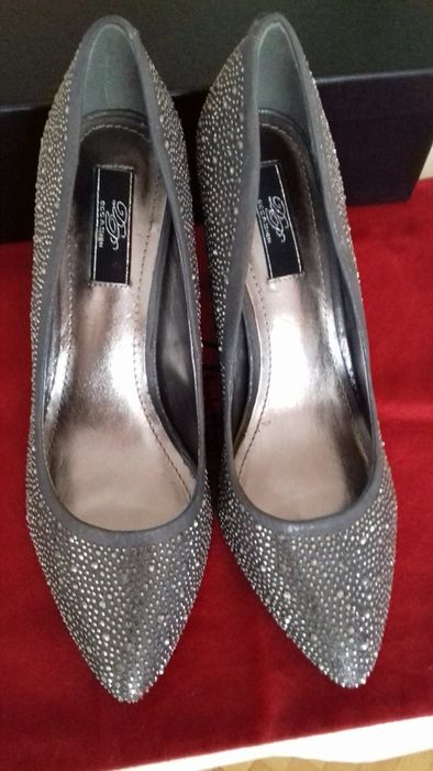Pantofi noi gri cristale ms 40,deosebiti