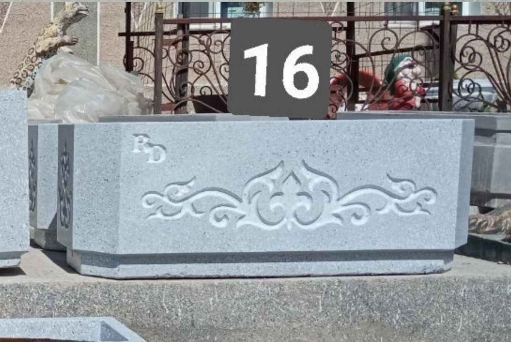 Тувак, вазон, кашпо, гулдон, клумбы