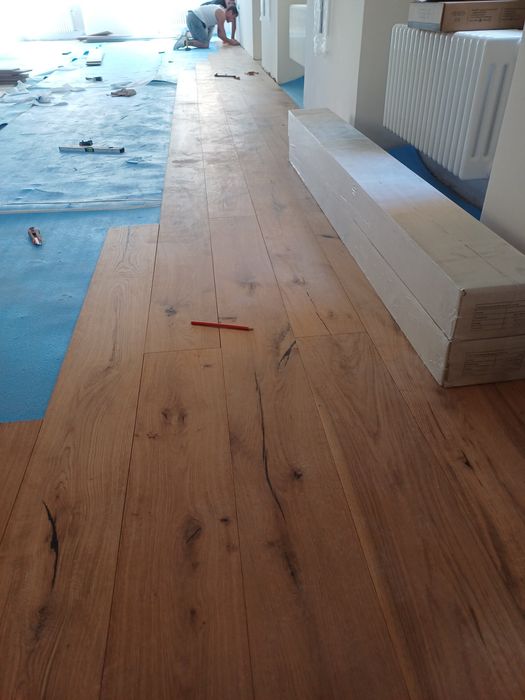 Parchet Laminat Si Spc