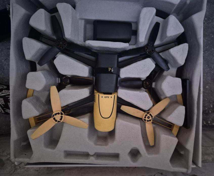 Parrot DronaParrot  Bebop FullHd