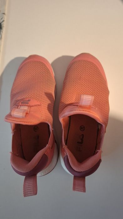 Запазени детски обувки