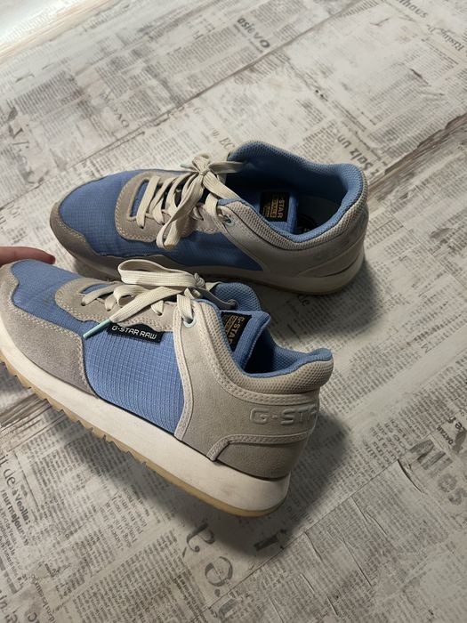 Дамски обувки