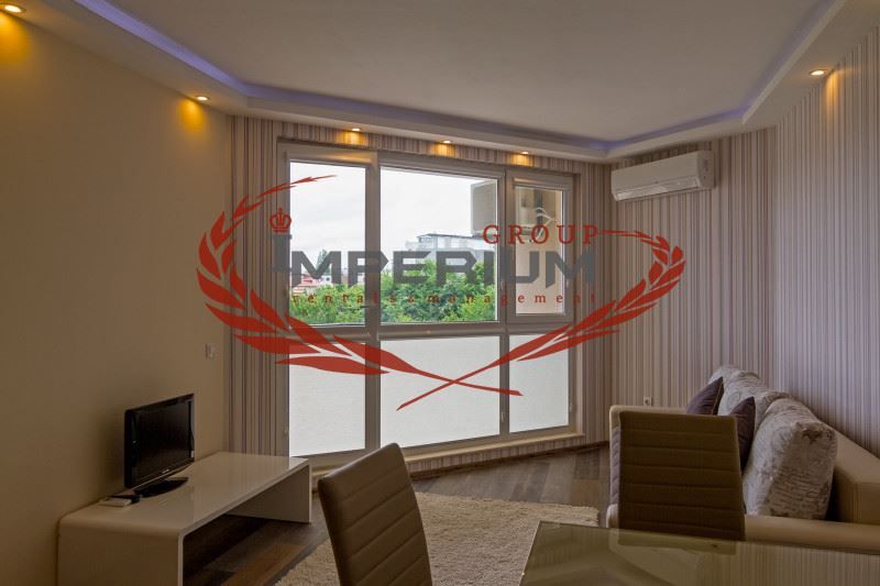 Продава се Двустаен апартамент в Варна, Бриз - 59 кв.м за 1530 €/кв.м - Снимка #1