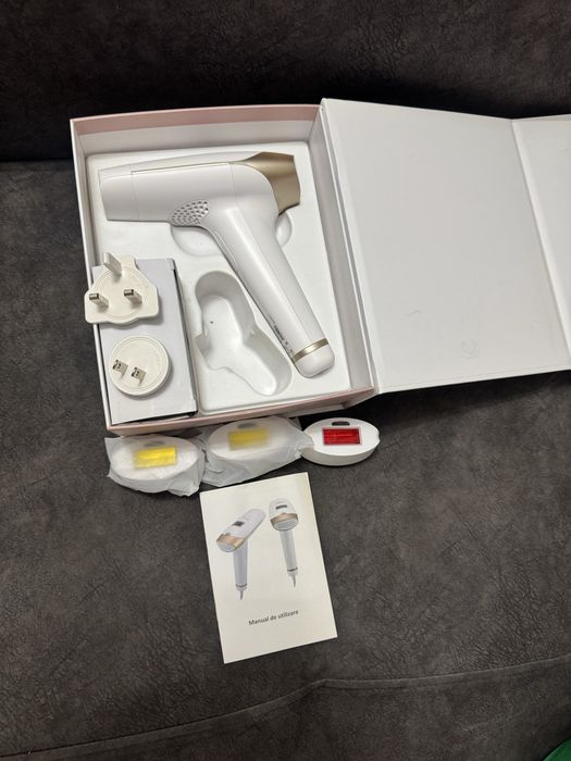 Epilator IPL 1 milion pulsatii+atasament pentru intretinerea pielii