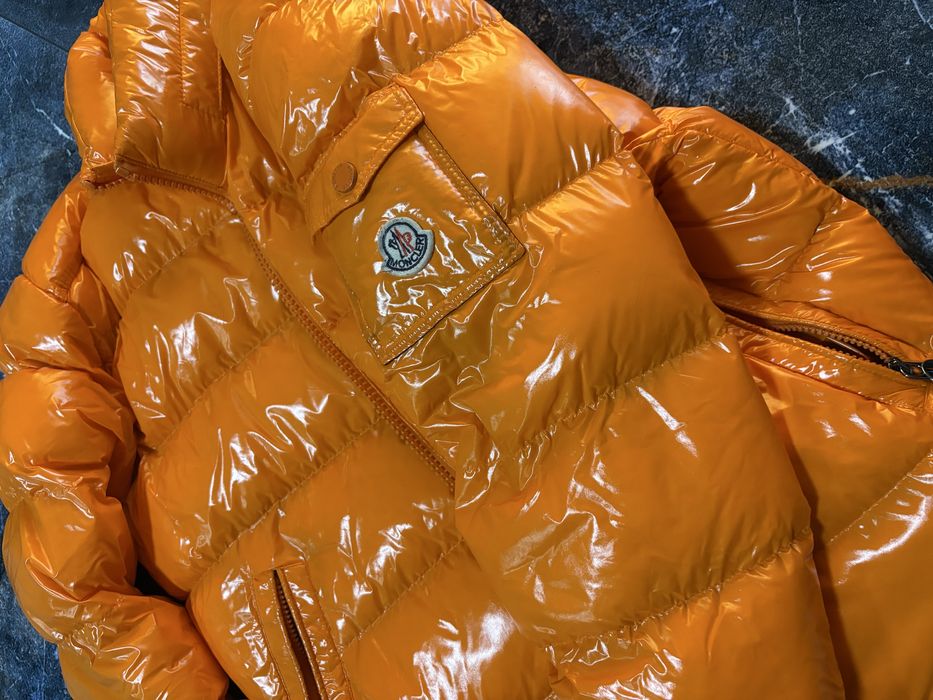 Geaca moncler ca noua