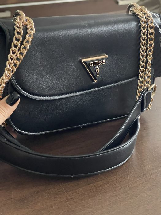 Geanta Guess neagra