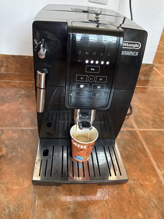 Espressor De’Longhi Dinamica