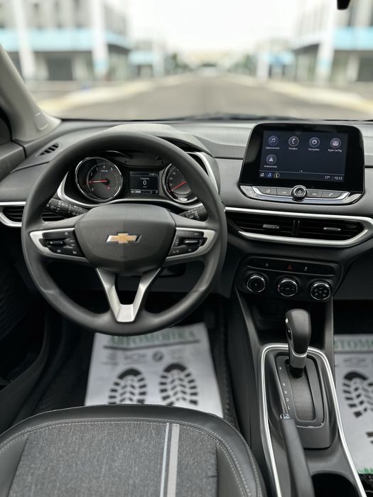 Chevrolet Tracker 2023 — 8