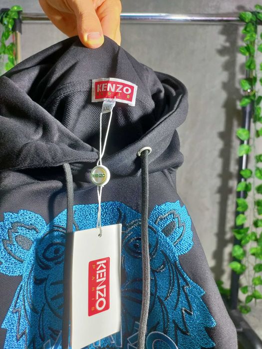 Hanorac Kenzo marimea M