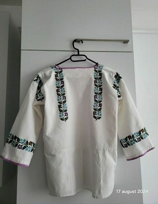 Ie autentica traditionala