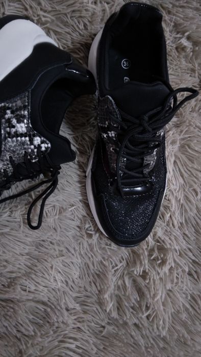 Adidași noi  import 36