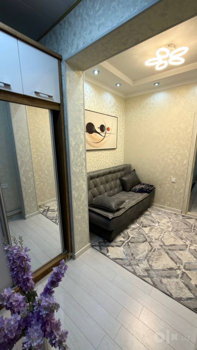 метро Новза Чиланзар 5 квартал 1в2/1/4 балкон 1.5×6 мебель и техника.