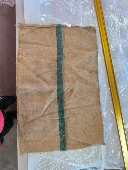 Продавам Конопени чували