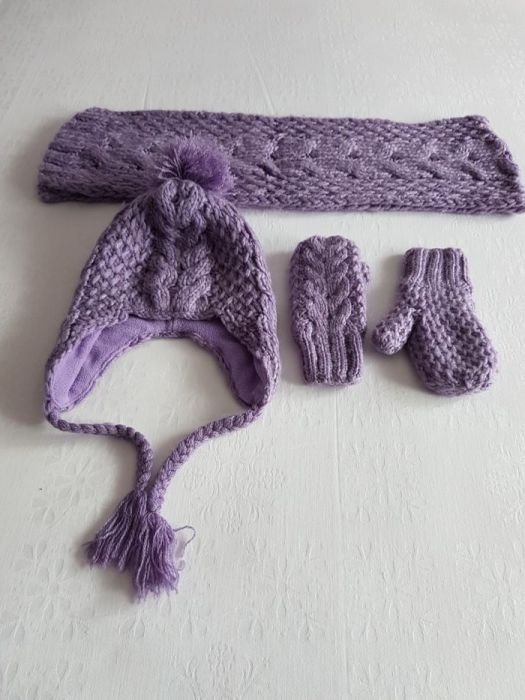 Комлект шал и ръкавици