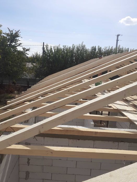 Amenajari interioare si exterioare.