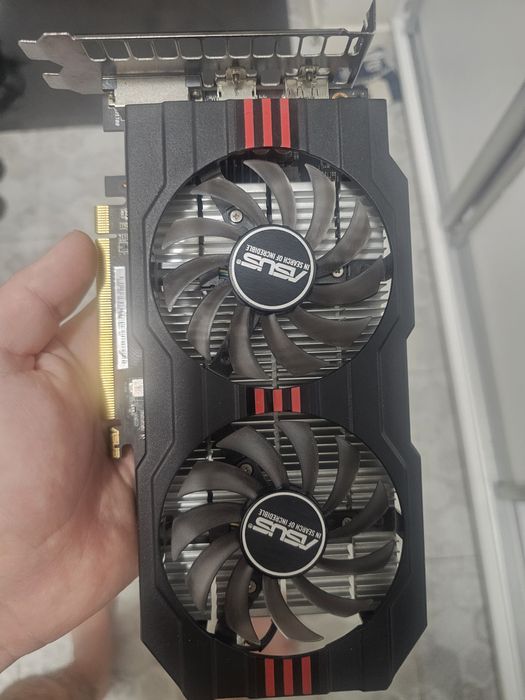 Видеокарта Radeon RX 560
