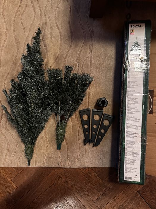 Brad artificial verde 80cm 2 segmente si suport