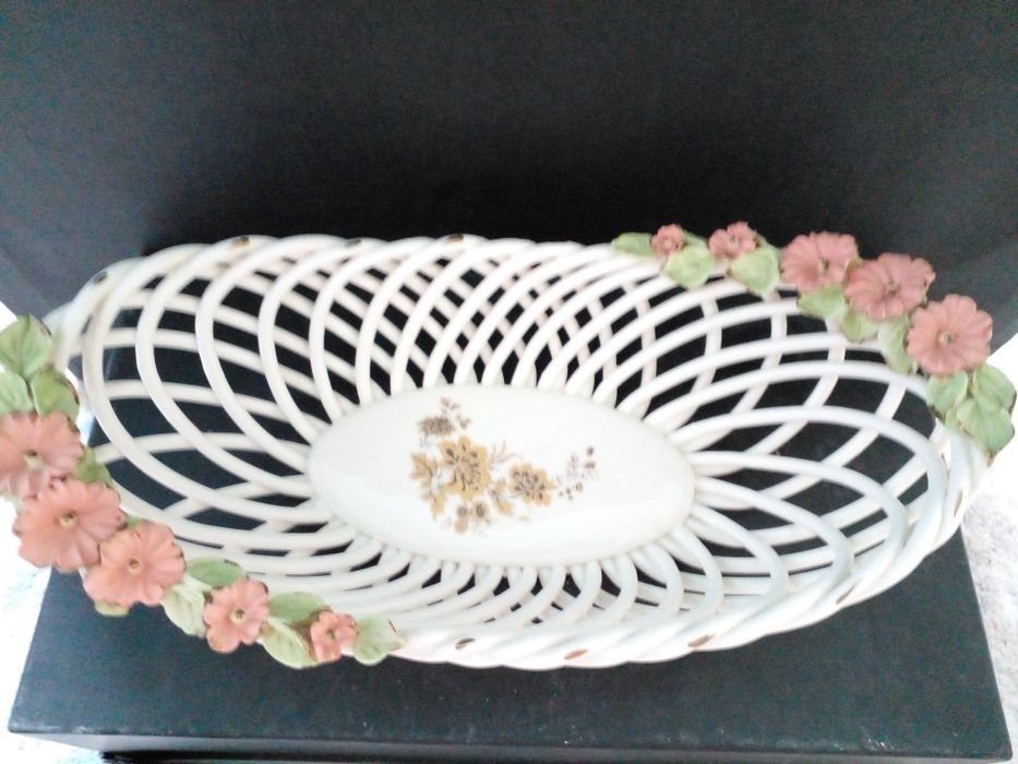 Фруктовницы конфетницы 2 штуки