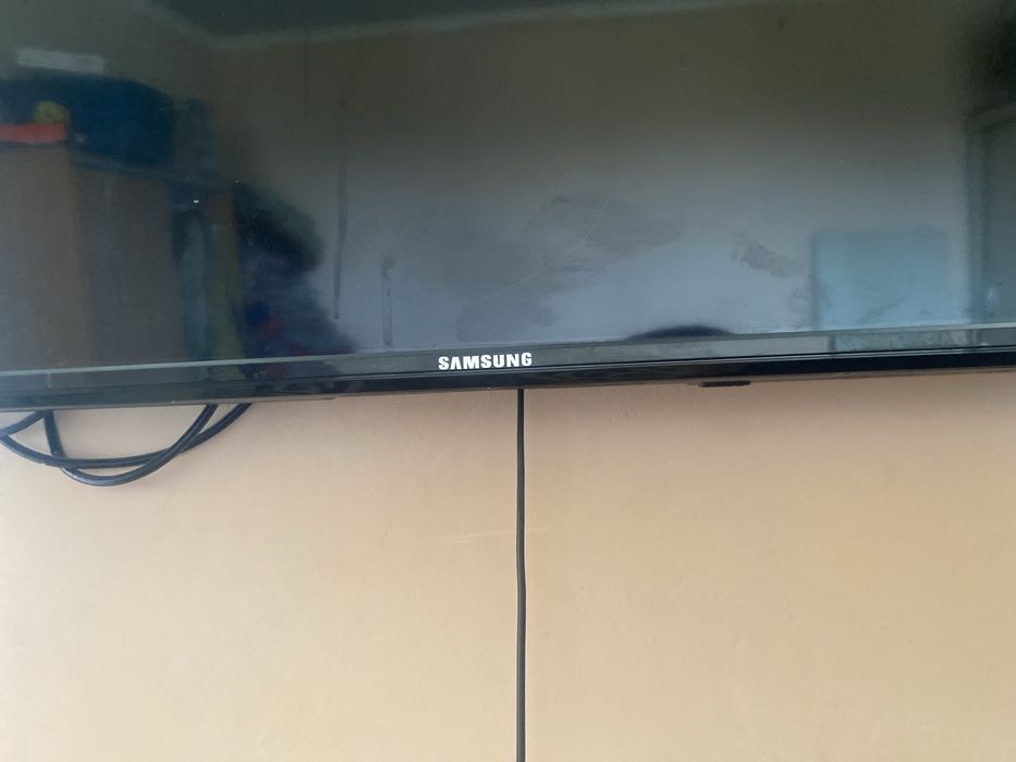 Телевизор Samsung