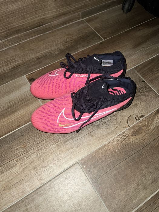 Продаю Бутсы Nike Phantom