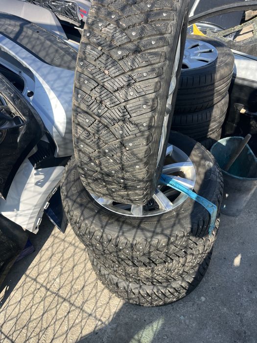 Гуми 215 65 17 Good Year