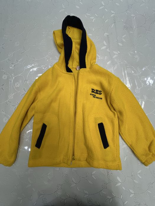 Спортинвый костюм на девочку