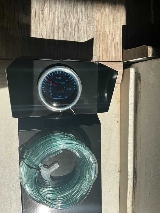 Уред за измерване налягането в турбината, температура ,  Волтметър