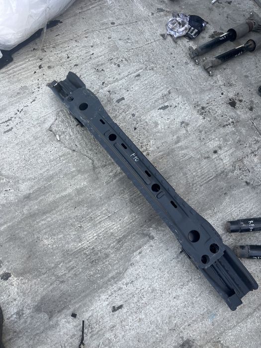 Задна греда бмв ф10 ф11 греда bmw f10 f11