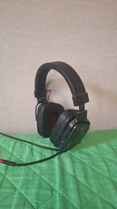 Геймърски слушалки с микрофон Genesis Radon 710