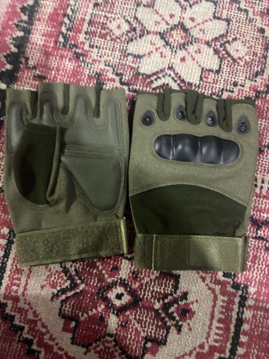 Перчатки тактические защитой