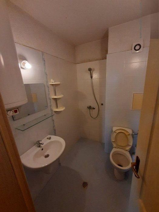 Двустаен апартамент в ж.к. Редута.