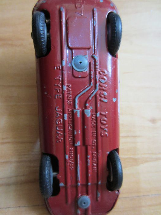 Masinute rare colectie Dinki si Corgi Toys Mercedes 300S.L. si Jaguar