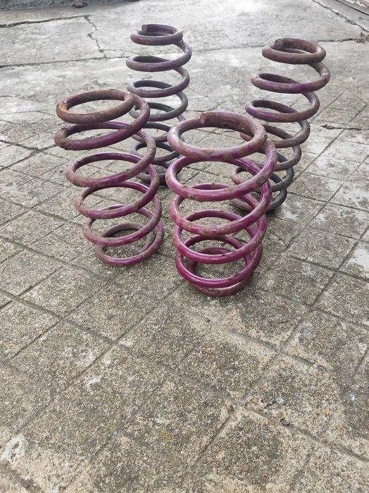 Комплект спортни пружини за wv тоаран 2009 дизел 170коня