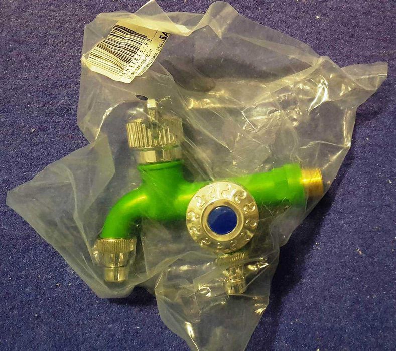 Robinet verde sau alb cu 2 iesiri Nou ambalat!