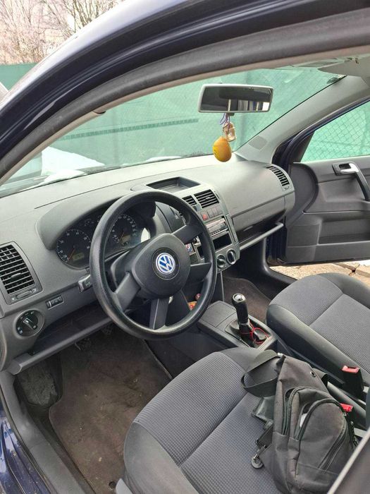 VW Polo 1.4 бензин