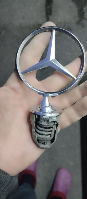 Запчасти на Мерседес