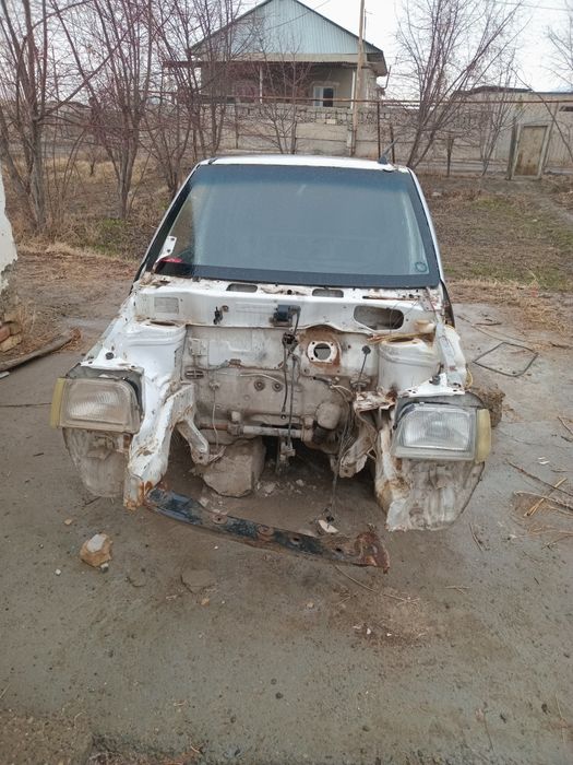 Тико    сотилади