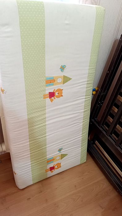 Срочно продам детскую кроватку